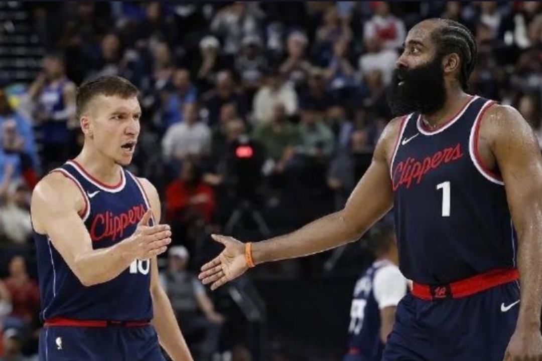 - 德罗巴重要时刻出色发挥，日本队带队取胜！再创辉煌时刻